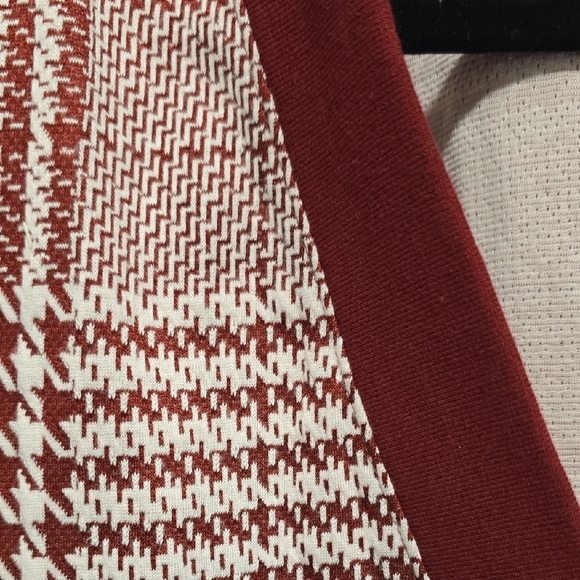 Christian Siriano Wine and Cream Knit Cardigan With Pearl Buttons Size Large - Picture 6 of 12